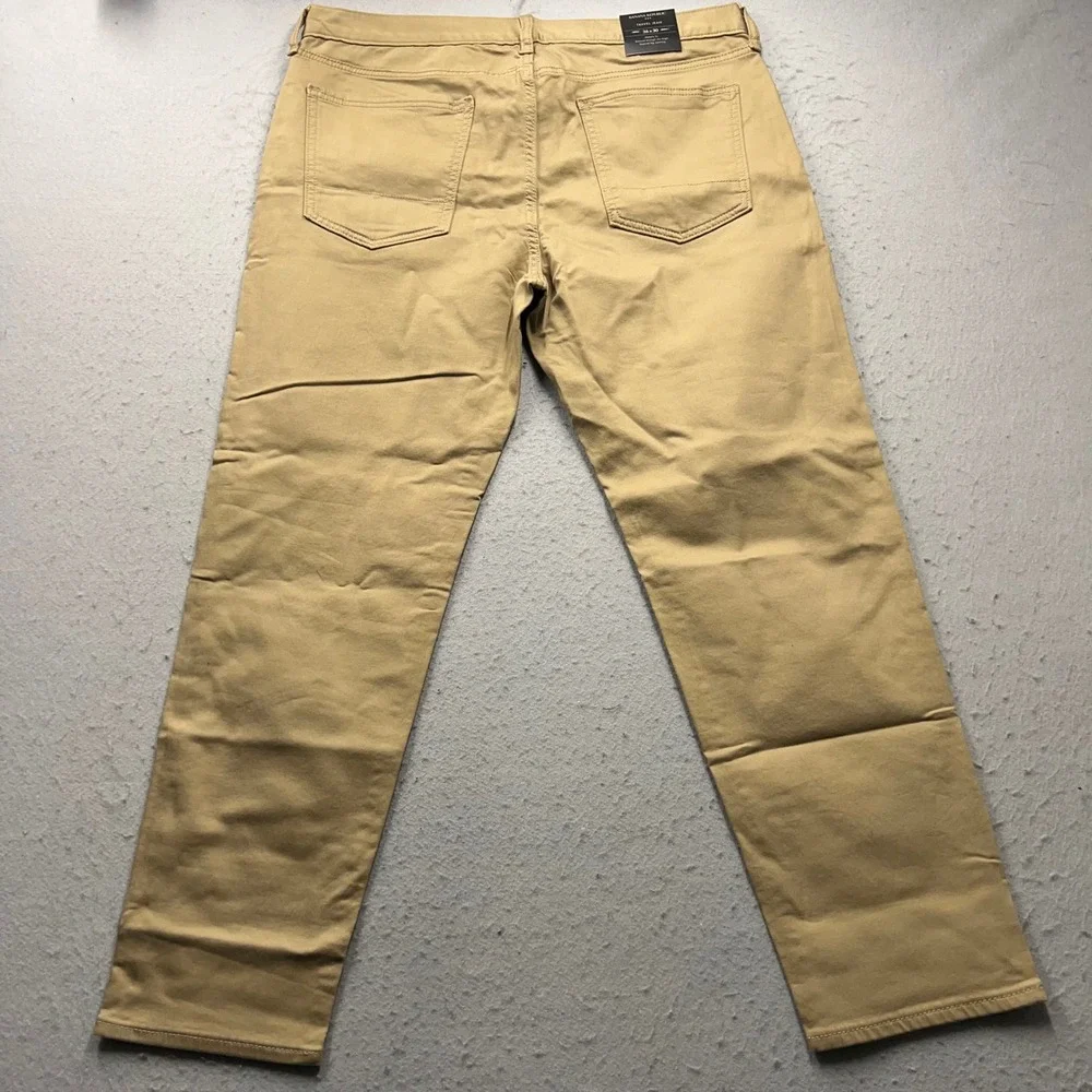 Banana Republic Travel Jean Mens 36x30 Athletic Fit Khaki Tan Pants 599223-00-1